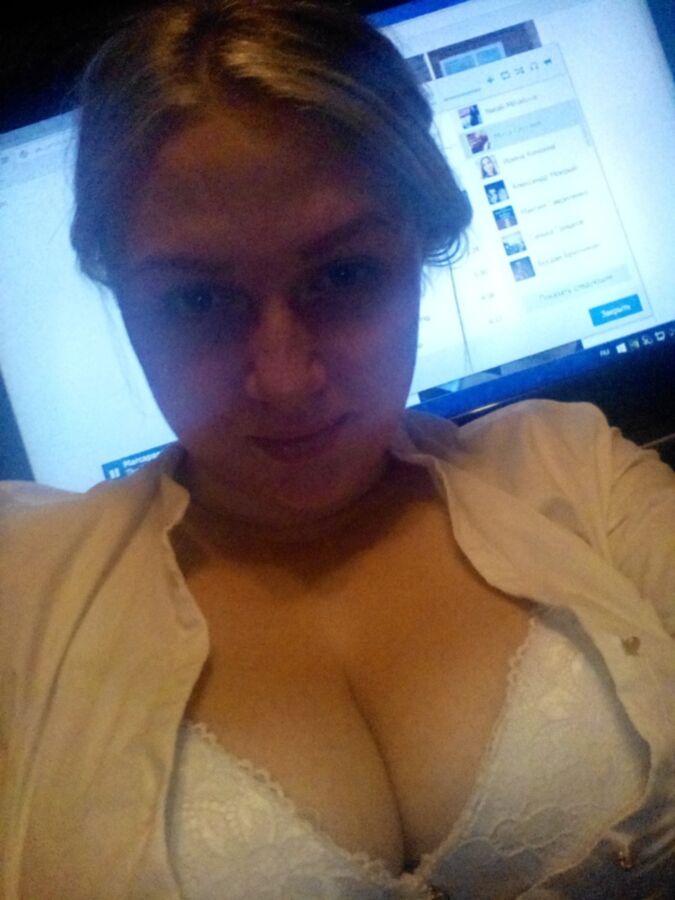 Free porn pics of russian girl friend/ 5 of 15 pics