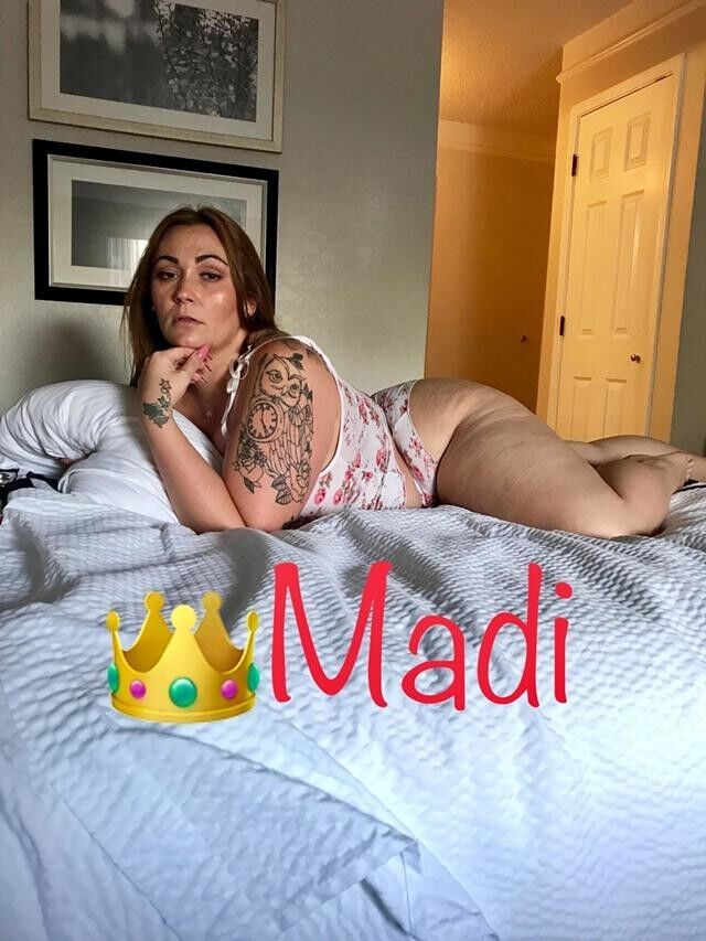 Free porn pics of Madison Banks BBW Escort 12 of 69 pics