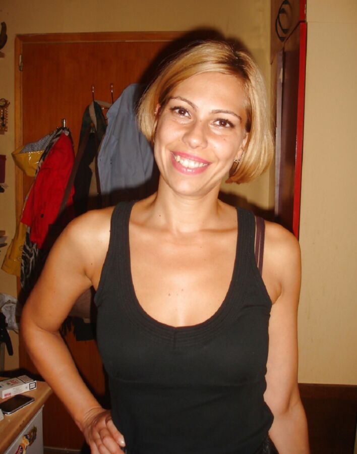 Free porn pics of Sonja, Serbian wife and mother from Belgrade 3 of 38 pics