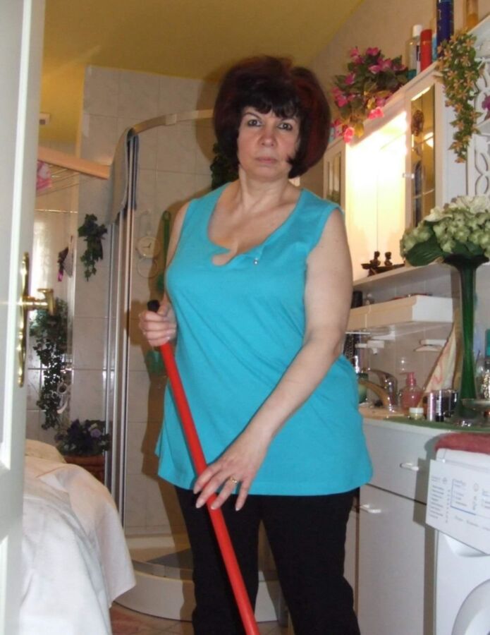 Free porn pics of Eva my favorit granny 7 of 700 pics