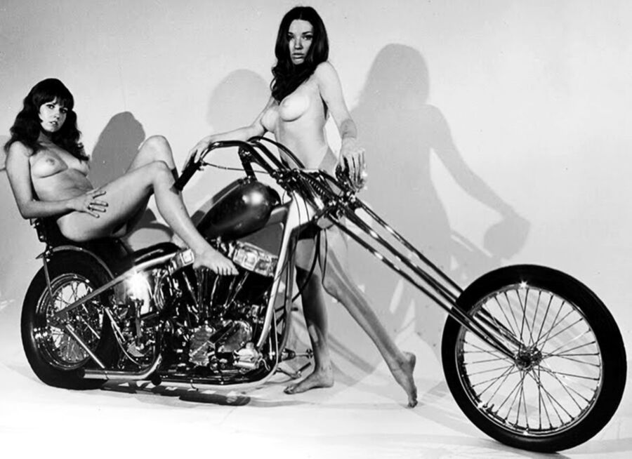 Free porn pics of Vintage Bikers 20 of 24 pics