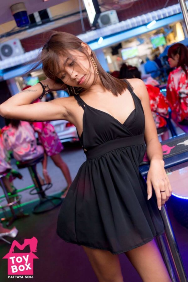 Free porn pics of Thai Bargirl Pong Pattaya  12 of 51 pics