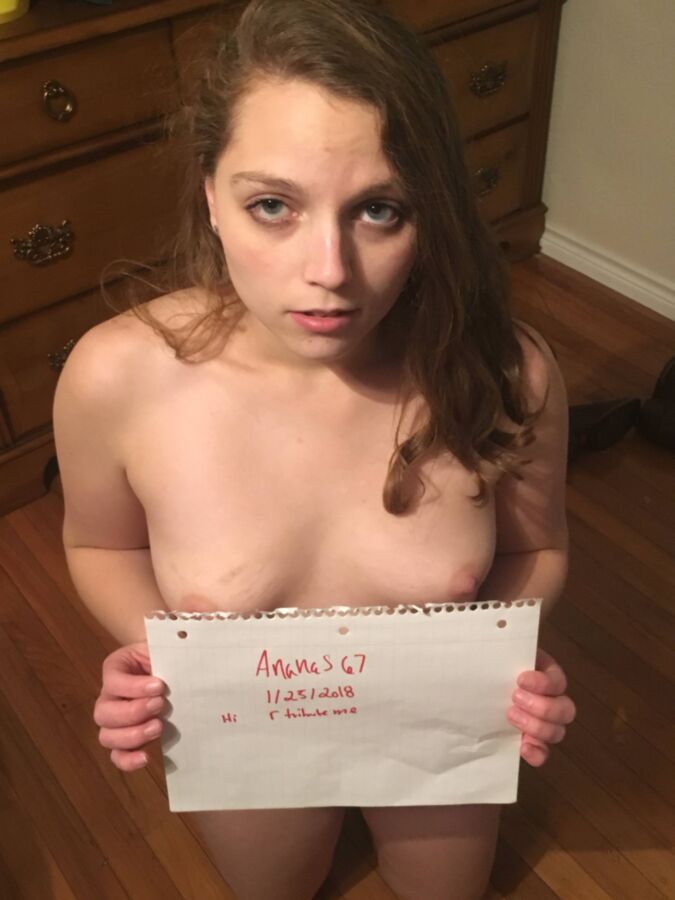 Free porn pics of not afraid to show her face  6 of 15 pics
