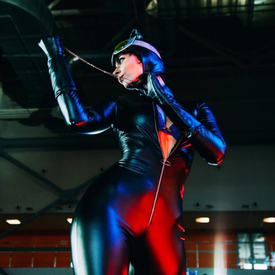 Free porn pics of Annett Blue Wolf - Sexy Catwoman 18 of 26 pics