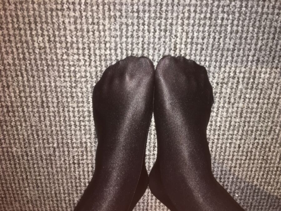 Free porn pics of New Gloss pantyhose, super thick and ready for cum 13 of 14 pics