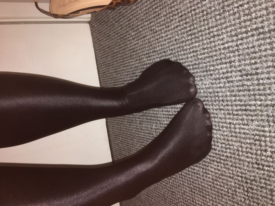 Free porn pics of New Gloss pantyhose, super thick and ready for cum 9 of 14 pics