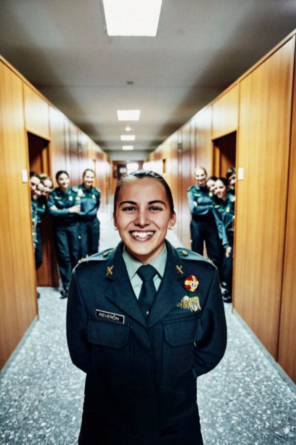 Free porn pics of Female Guardia Civil 9 of 18 pics