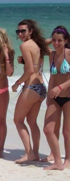 Free porn pics of Found Camera - Tiny Titty college girl flashing at spring break 7 of 31 pics