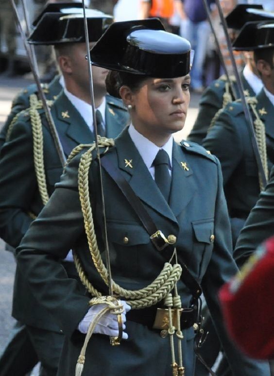 Free porn pics of Female Guardia Civil 1 of 18 pics