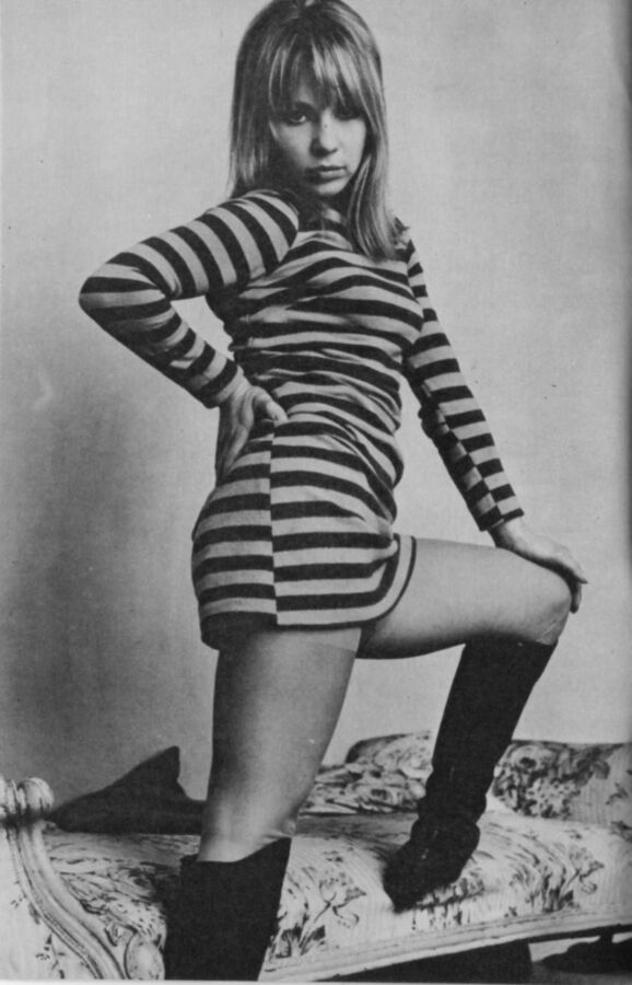 Free porn pics of Collection of black and white vintage magazines 3 of 816 pics