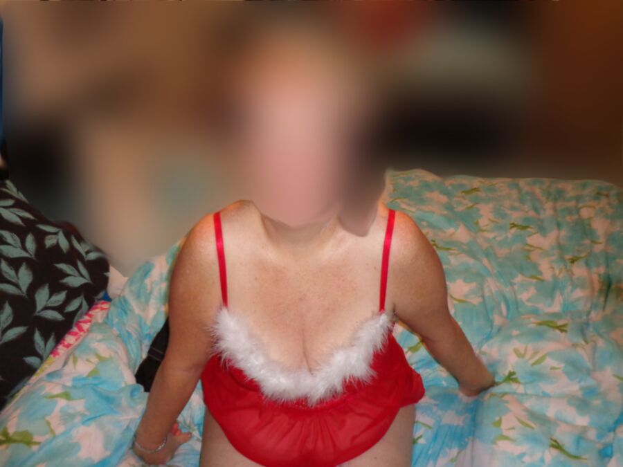 Free porn pics of Mrs B in her Christmas lingerie 12 of 15 pics