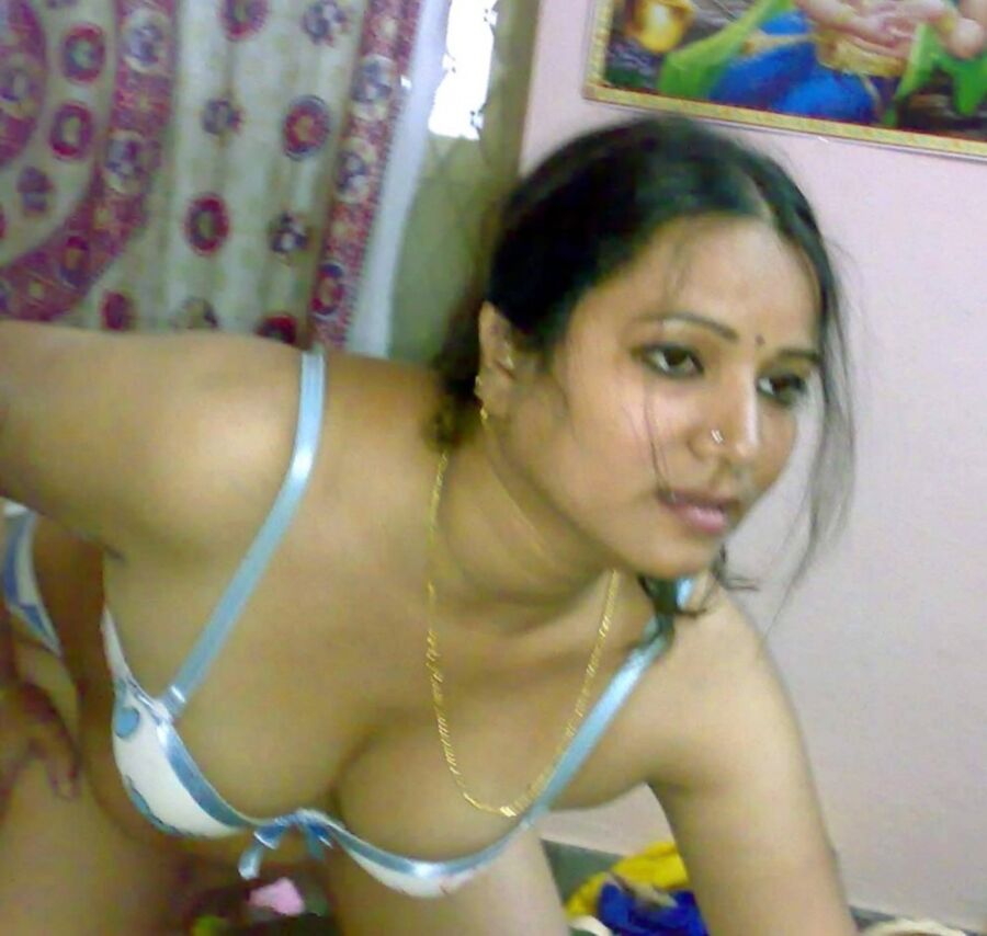 Free porn pics of DESI INDIAN 7 of 22 pics