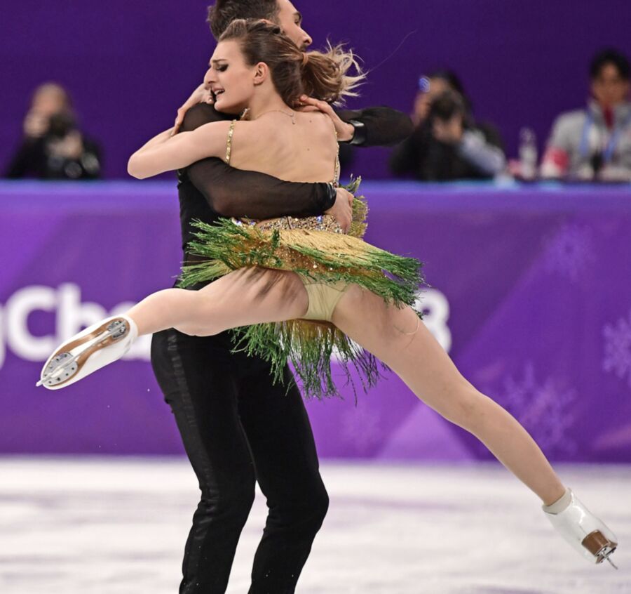 Free porn pics of Gabriella Papadakis, ice skating, sport 9 of 20 pics