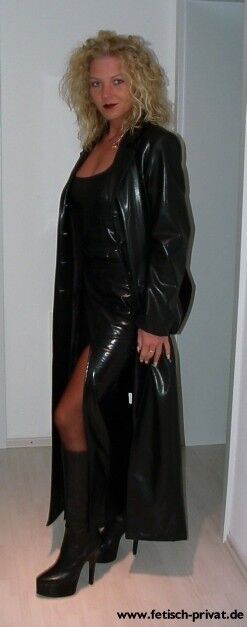 Free porn pics of Heike - leather and latex fetish 13 of 741 pics