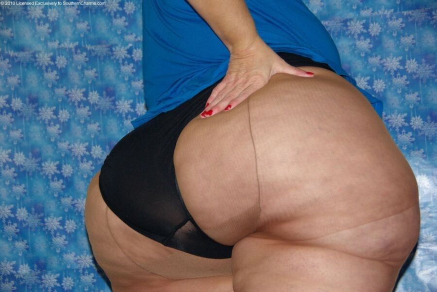 Free porn pics of Extreme Fat Mature in Pantyhose 16 of 75 pics
