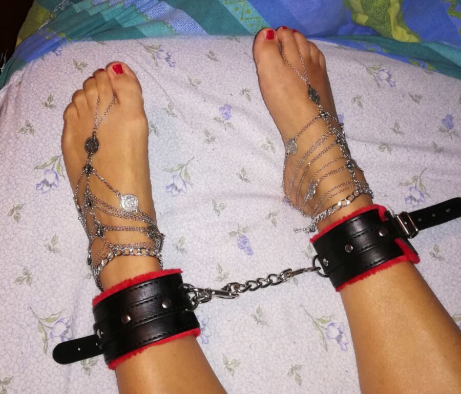 Free porn pics of My new foot jewelry 2 of 5 pics