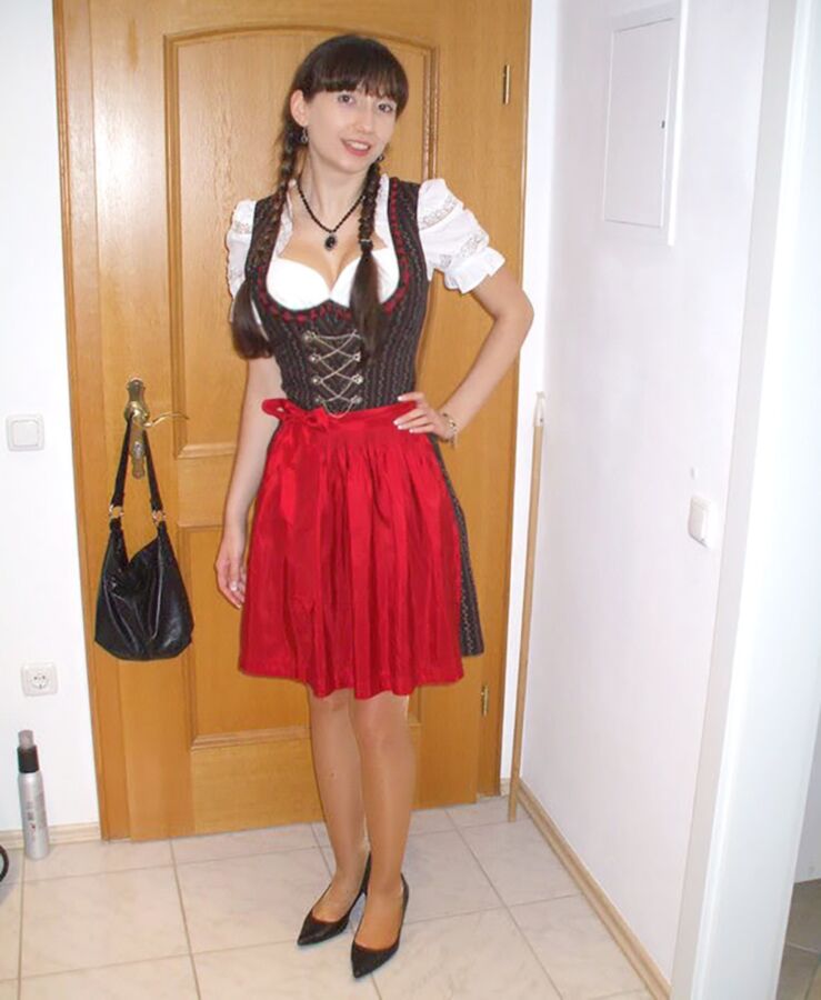 Free porn pics of Fesche Madln im Dirndl zum Neunundachtzigst`n 12 of 100 pics