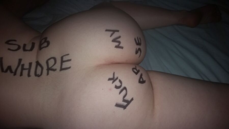 Free porn pics of as req...last night she has a msg for you 10 of 20 pics