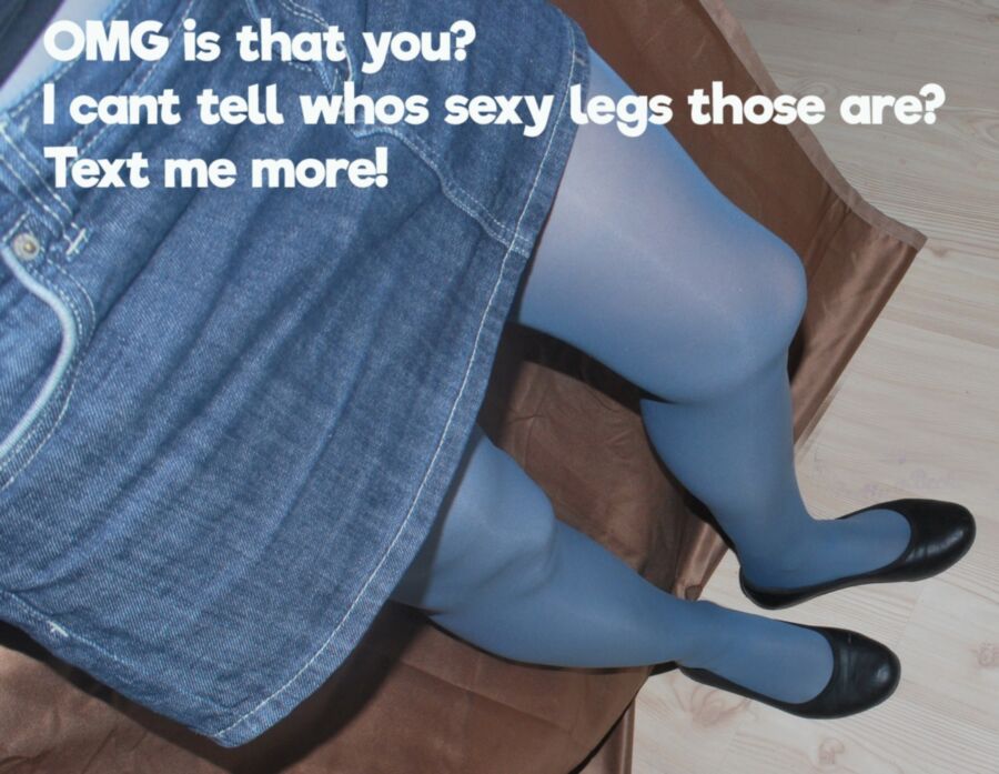 Free porn pics of Pantyhose encouragement captions 2 of 29 pics