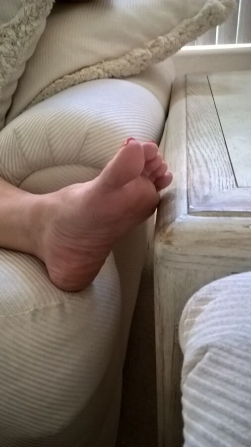 Free porn pics of Feet ;) 2 of 2 pics