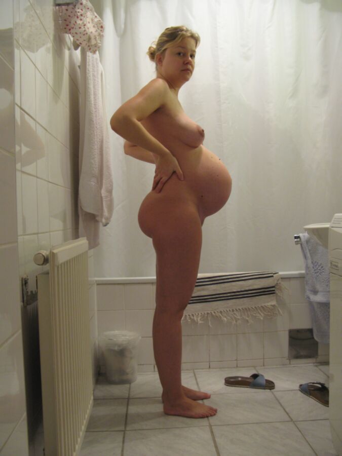 Free porn pics of Sharon Pregnant 9 of 9 pics
