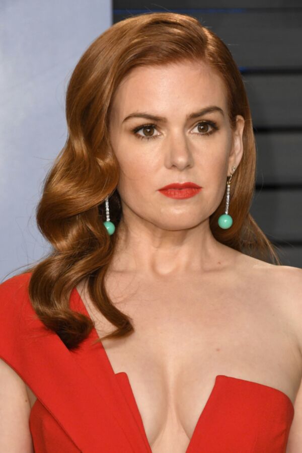 Free porn pics of Isla Fisher - tits out at the Oscars 4 of 51 pics