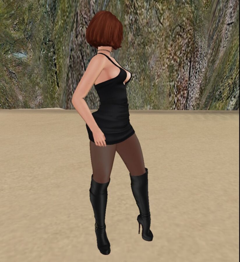 Free porn pics of me on SECOND LIFE GAME 1 of 9 pics
