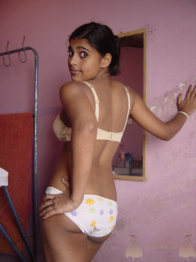 Free porn pics of Indian Teen 8 of 23 pics