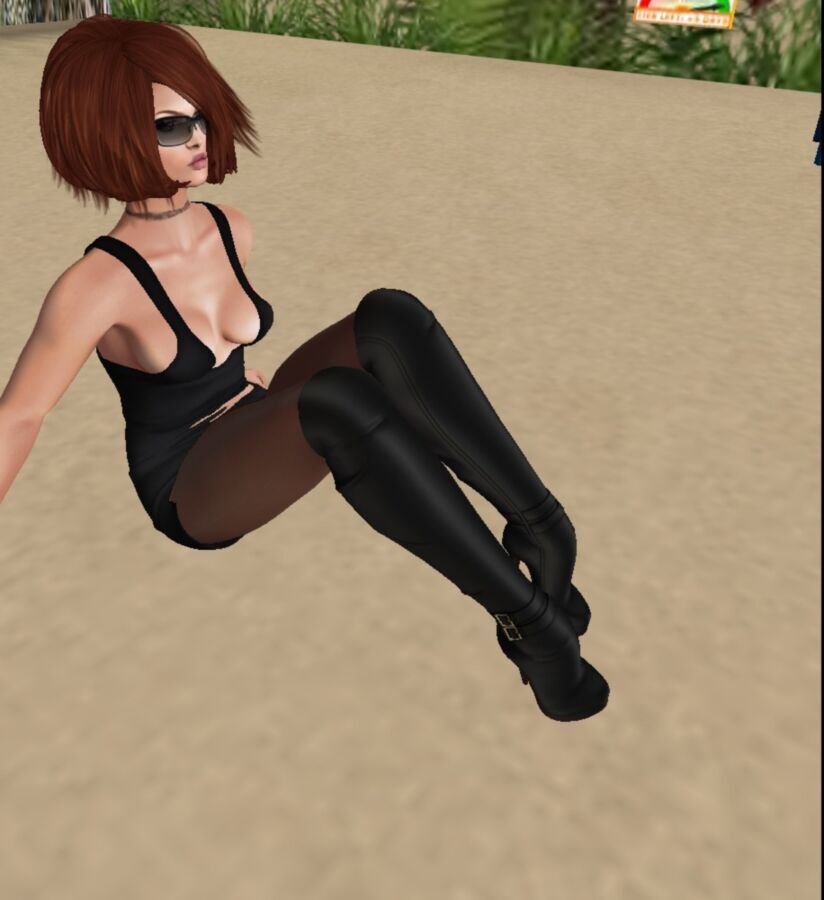 Free porn pics of me on SECOND LIFE GAME 4 of 9 pics