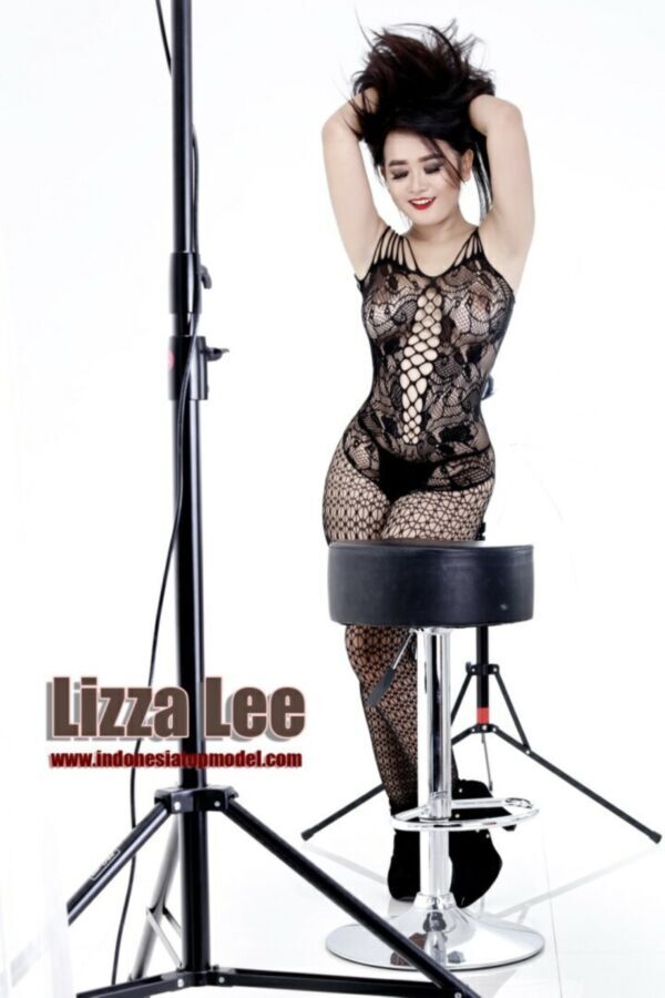 Free porn pics of Lizza Lee Indonesia Nude Model 24 of 111 pics