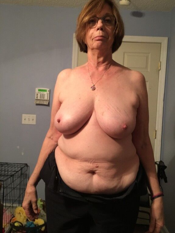 Free porn pics of Huge titted granny 1 of 4 pics