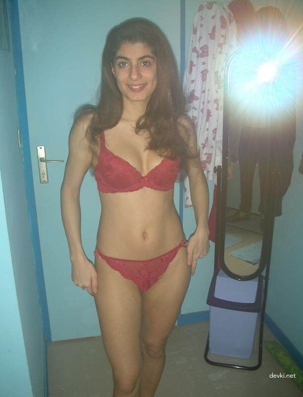 Free porn pics of butiful turkish girl 20 of 37 pics