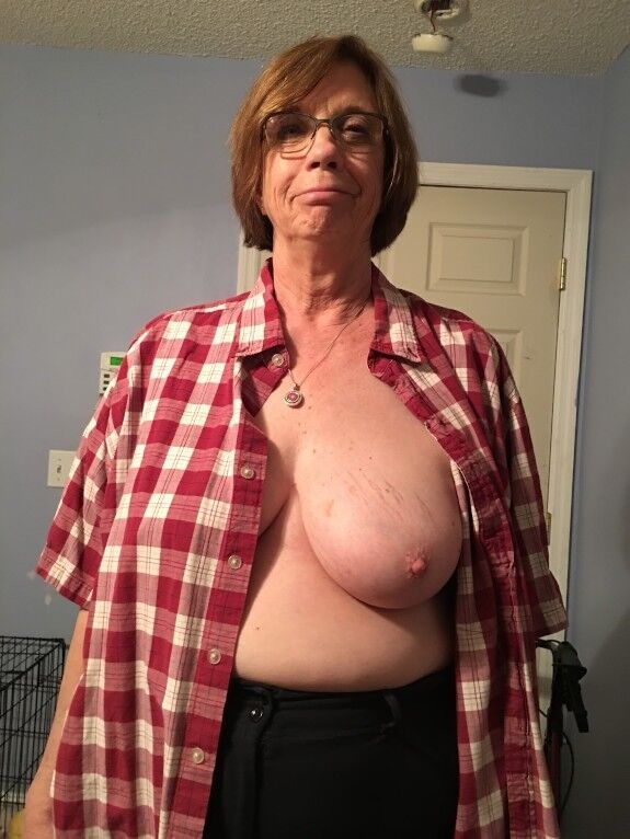 Free porn pics of Huge titted granny 3 of 4 pics