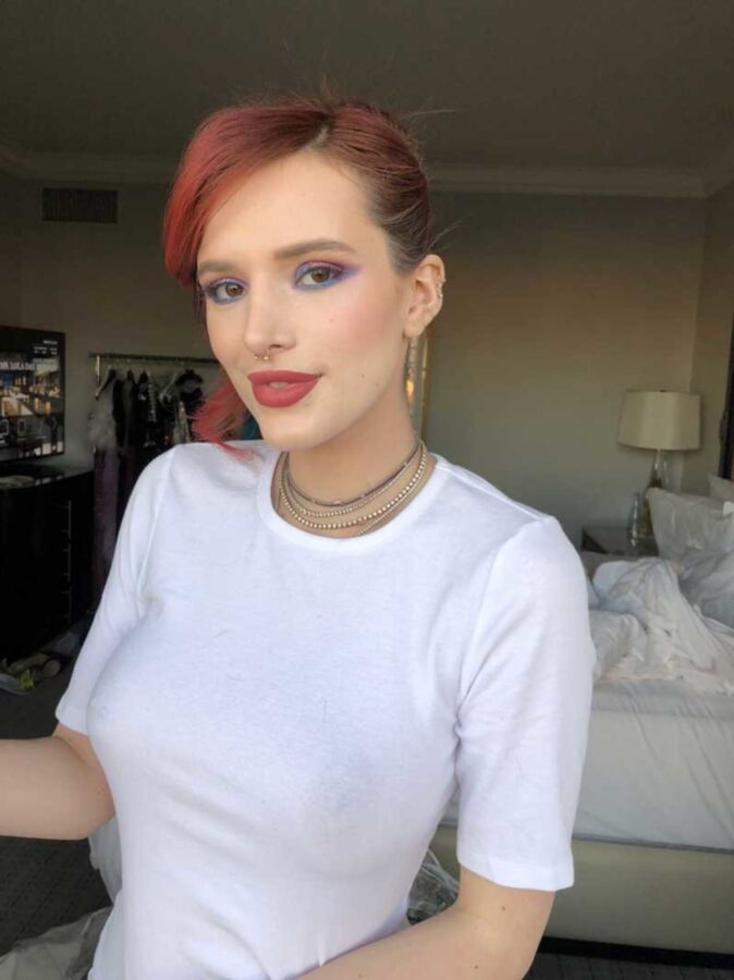 Free porn pics of Bella Thorne 1 of 12 pics