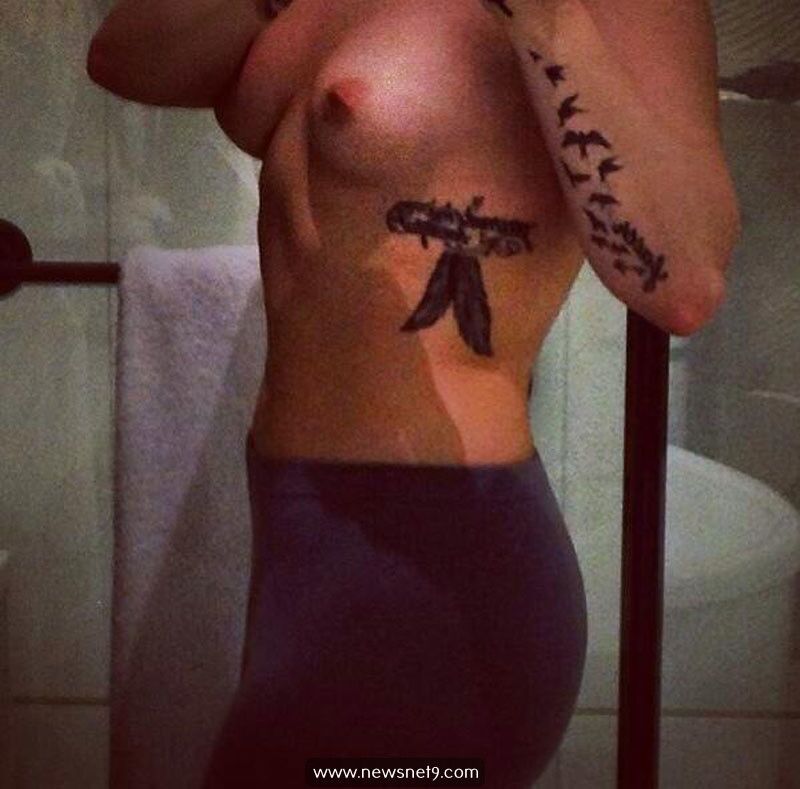 Free porn pics of Demi Lovato Singer 6 of 11 pics
