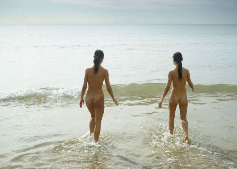 Free porn pics of twins Julietta & Magdalena - Beach Ballet 24 of 276 pics