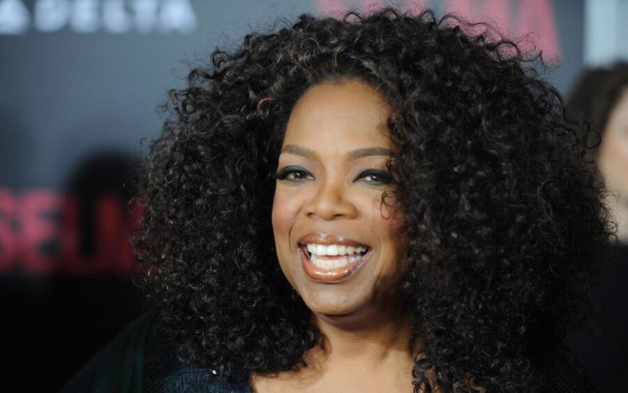 Free porn pics of Oprah Winfrey 17 of 24 pics