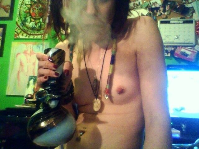 Free porn pics of smoking hot webcam girl Haley 18 of 24 pics