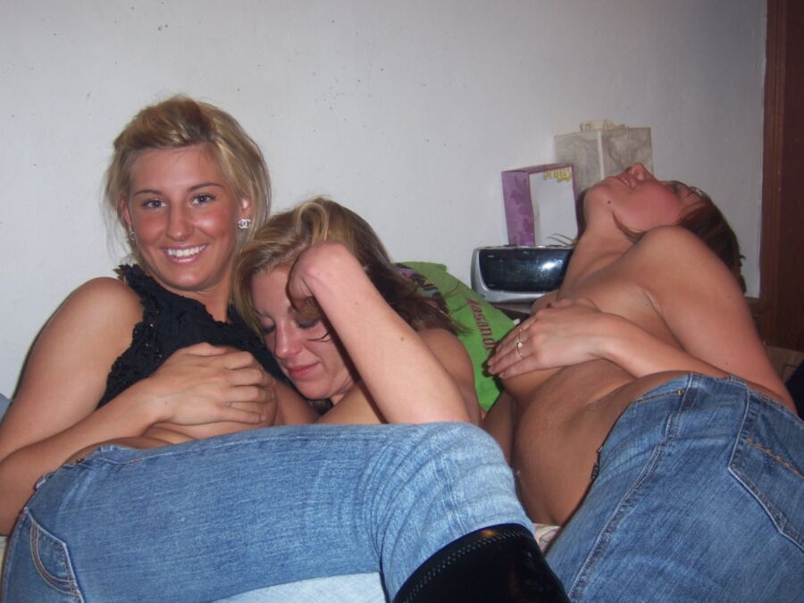 Free porn pics of ...group lesbians in bed... 17 of 72 pics