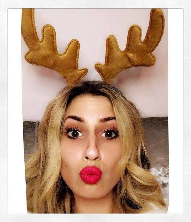 Free porn pics of Stacey Solomon face 19 of 32 pics