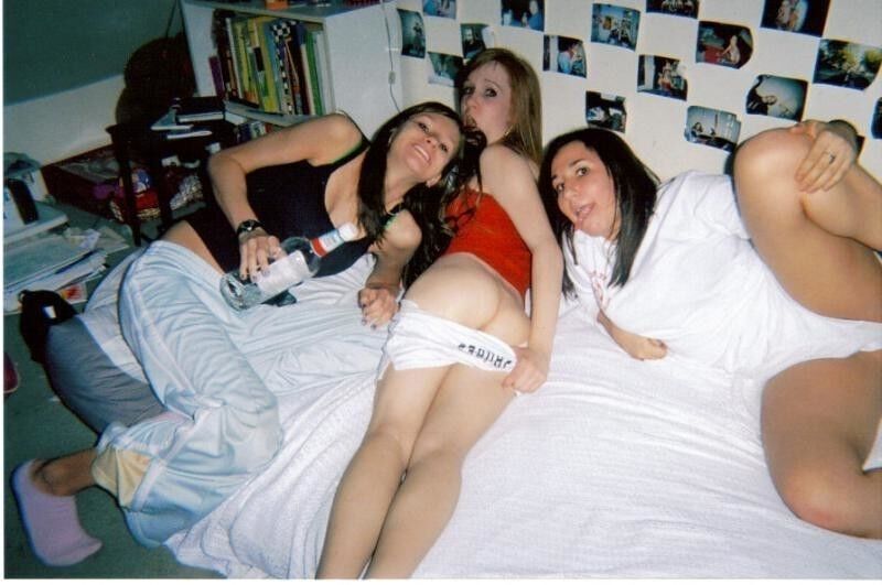 Free porn pics of nasty college coeds 22 of 63 pics