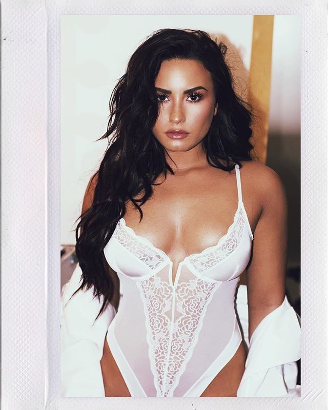 Free porn pics of DEMI LOVATO 5 of 11 pics