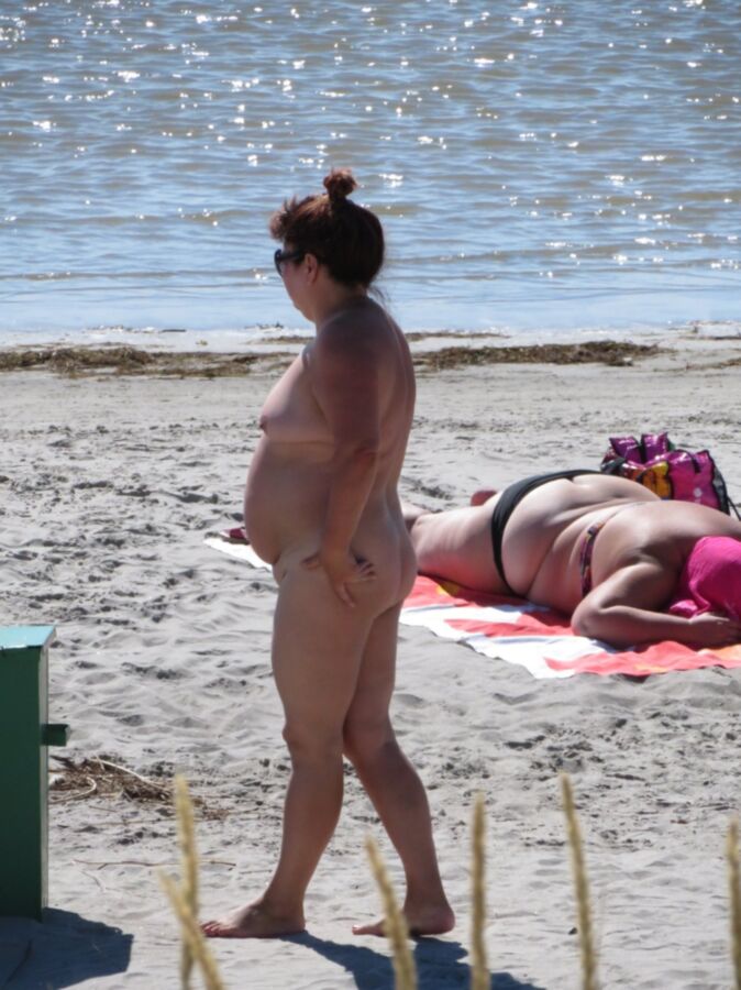 Free porn pics of Chubby Candid at the beach 1 of 12 pics