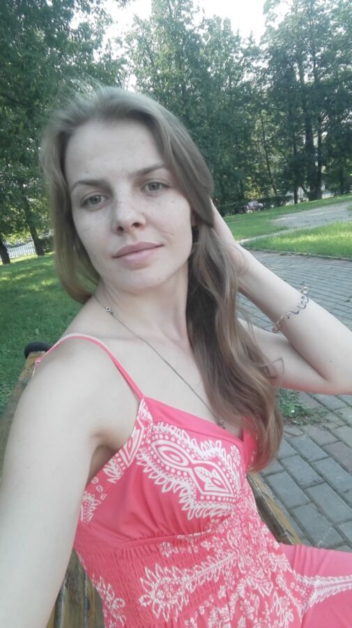 Free porn pics of Russian woman 18 of 18 pics
