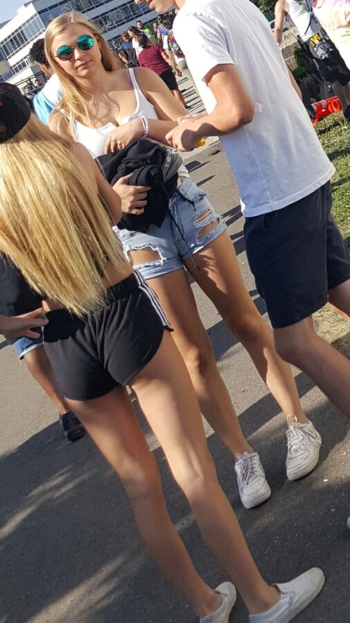 Candid Short Shorts Pics