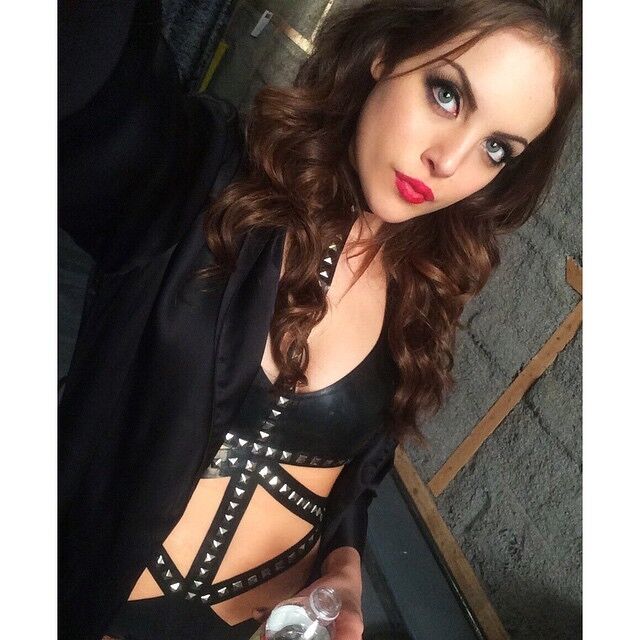 Free porn pics of Elizabeth Gillies 11 of 76 pics