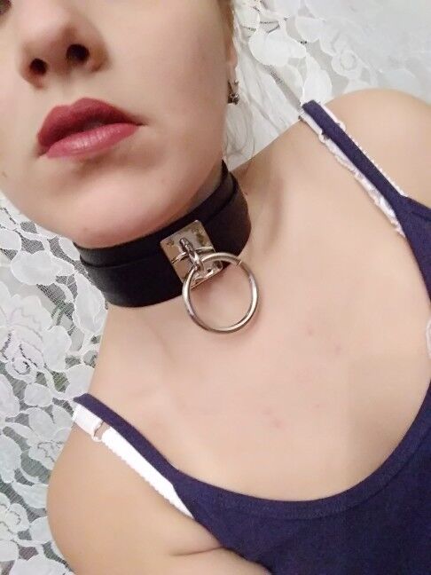 Free porn pics of Collared 19 of 40 pics