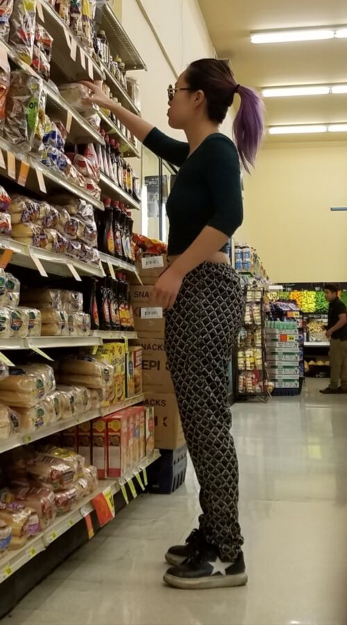 Free porn pics of Korean Hottie at Supermarket 24 of 29 pics