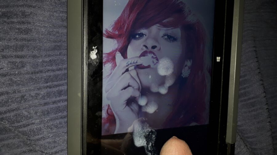 Free porn pics of Rihanna Cum Tribute 2 of 4 pics