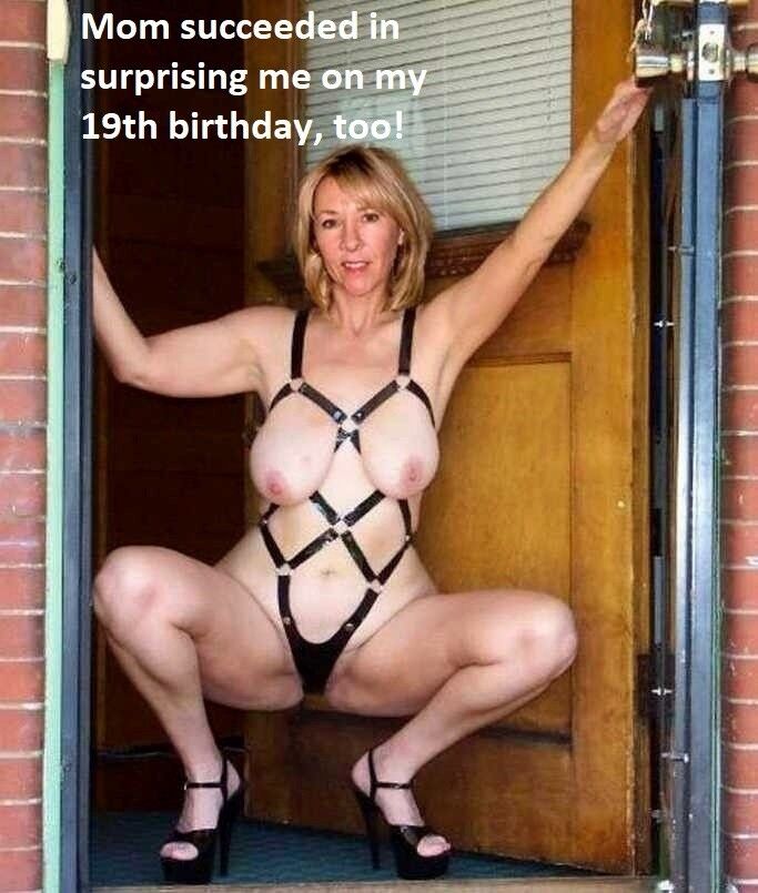 Free porn pics of MOM!! 23 of 186 pics